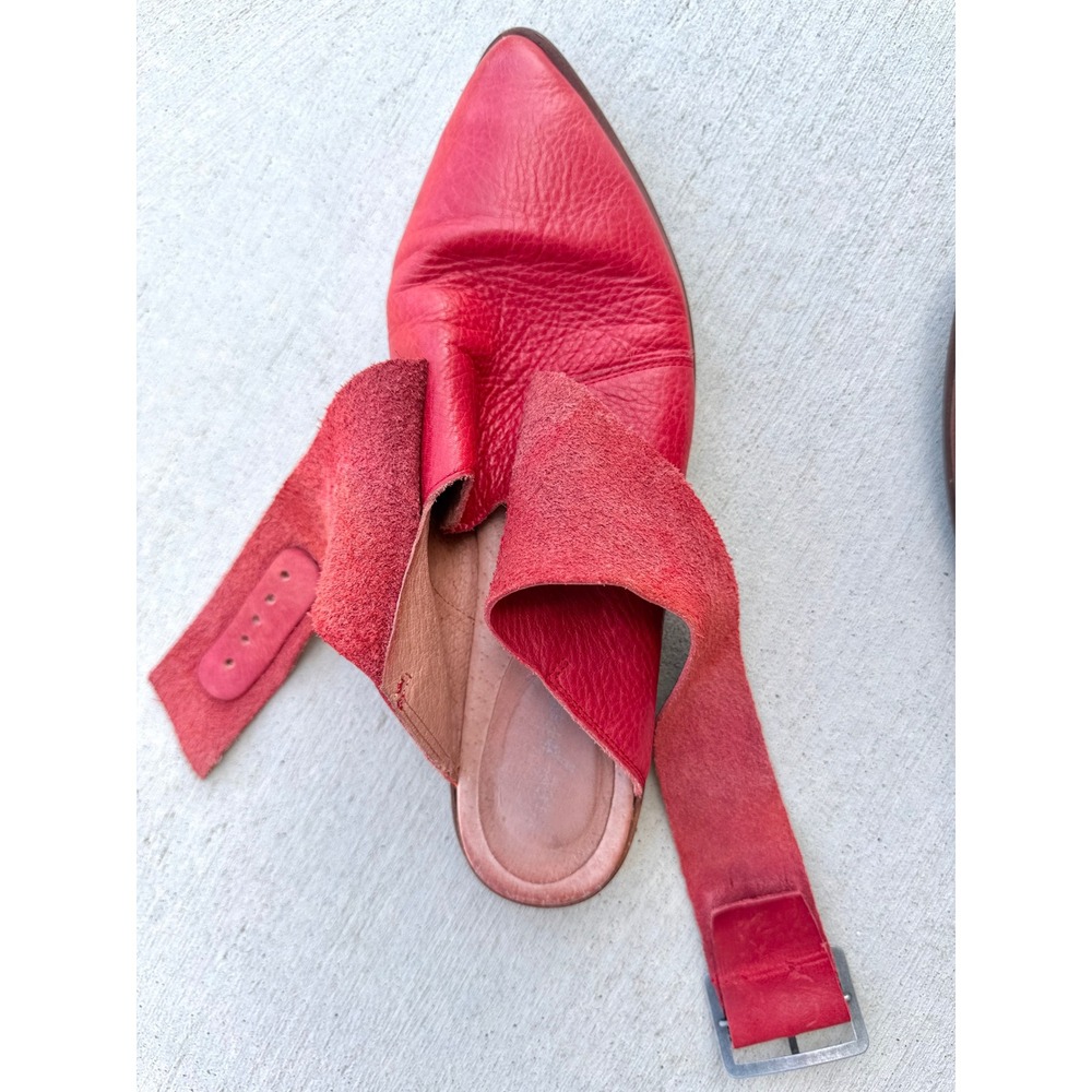 Free People Red Leather Slingback Mules Pointed Toe Buckle Ankle Strap Flats 40 - Picture 8 of 8